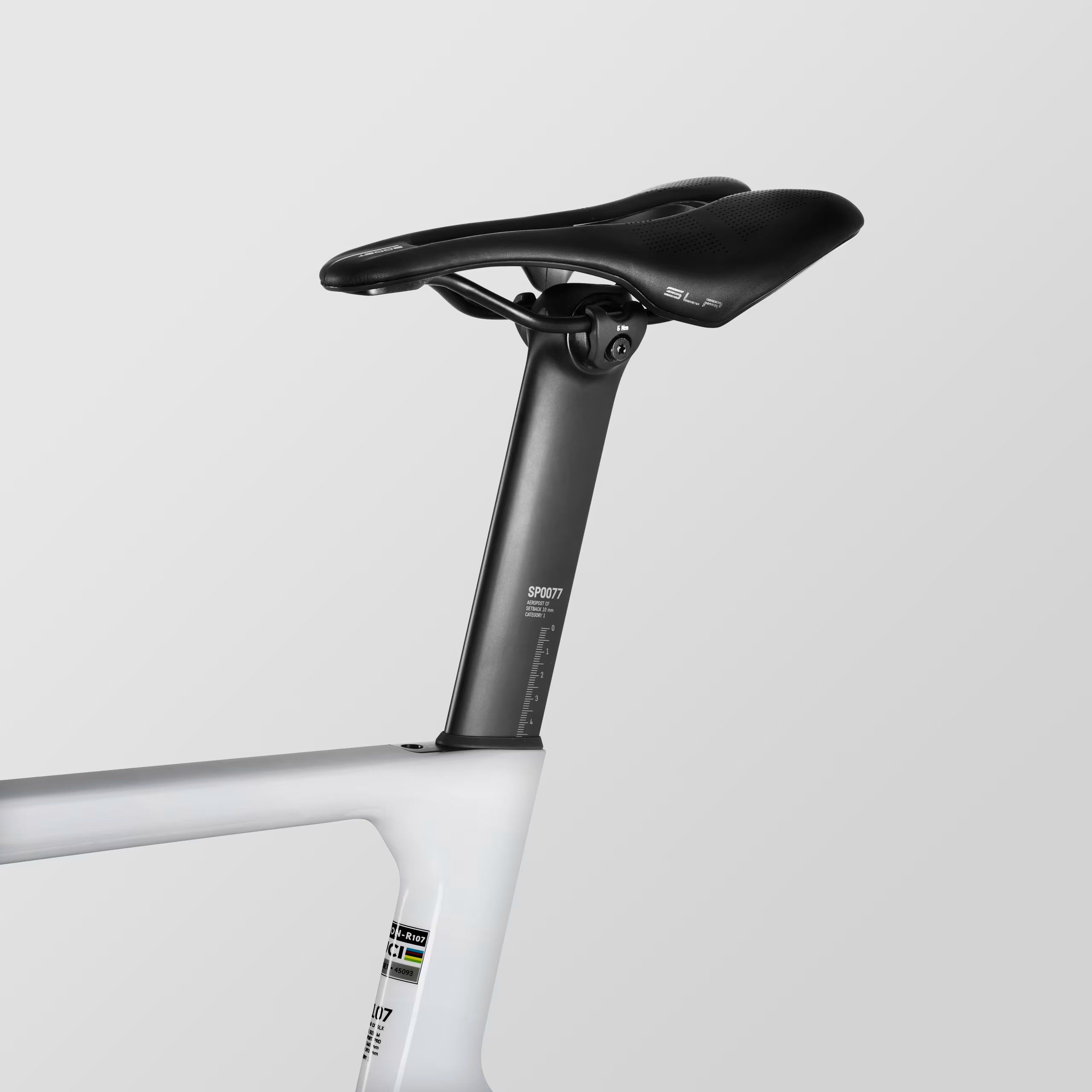 Aeroad CF SLX 7 Di2 - Image 5