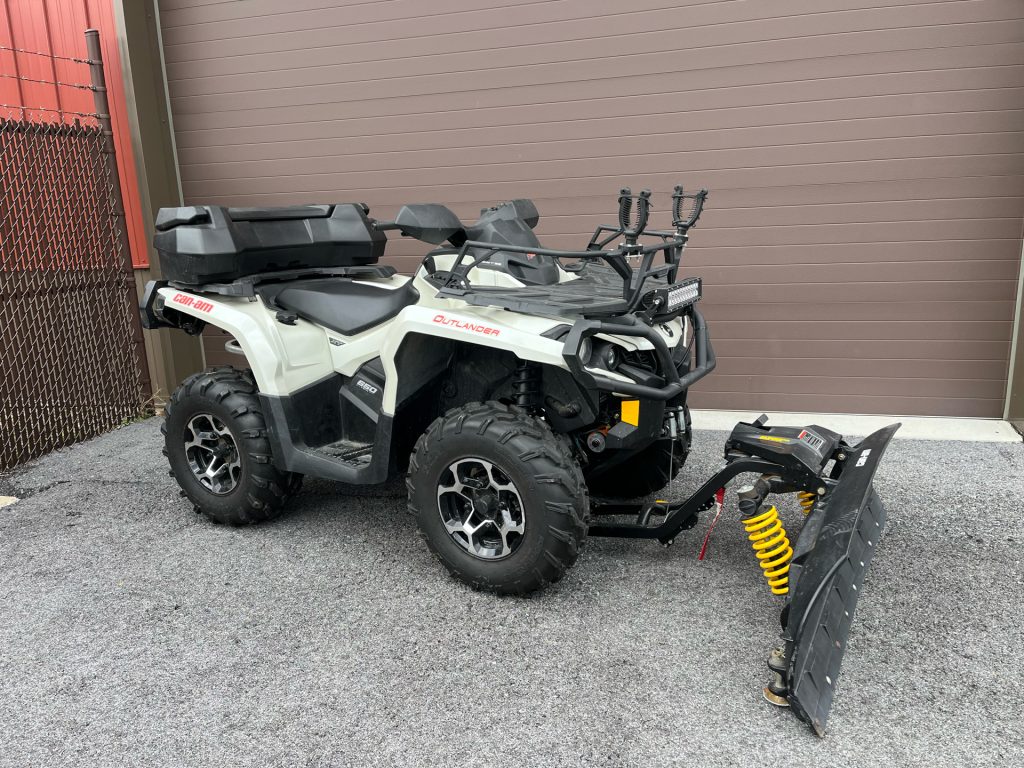 Pre-Owned 2016 Can-Am Outlander XT 650 For Sale