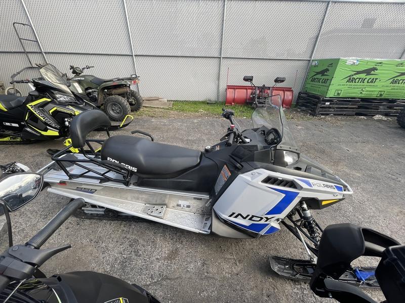 Pre-Owned 2021 Polaris Snowmobile 550 Indy LXT